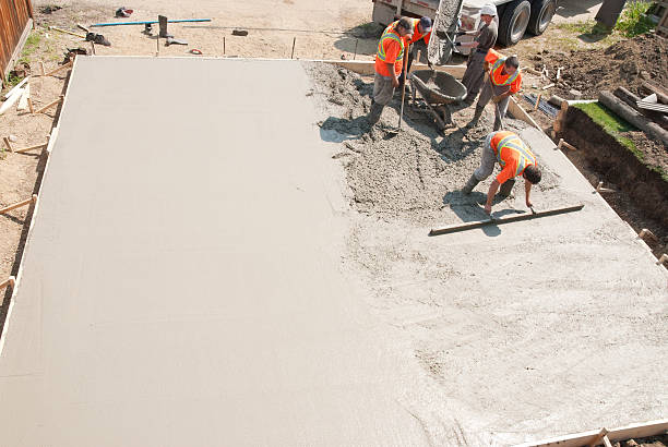 Best Concrete Driveway Installation  in Lamont, MI
